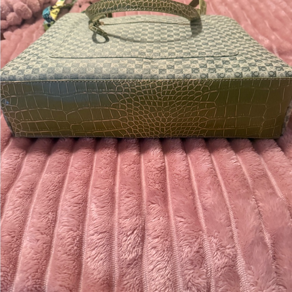 Liz ClaiborneGreen and white checked Geometric Tote - Picture 6 of 8